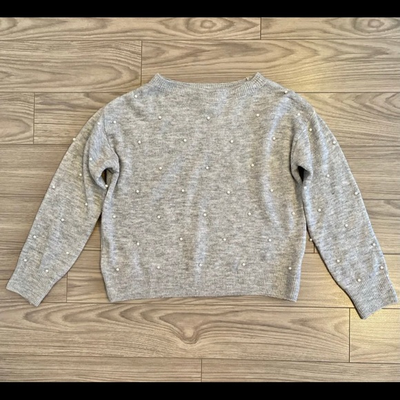 Cozy sweater with pearl embellishment Sz XS - Picture 3 of 10